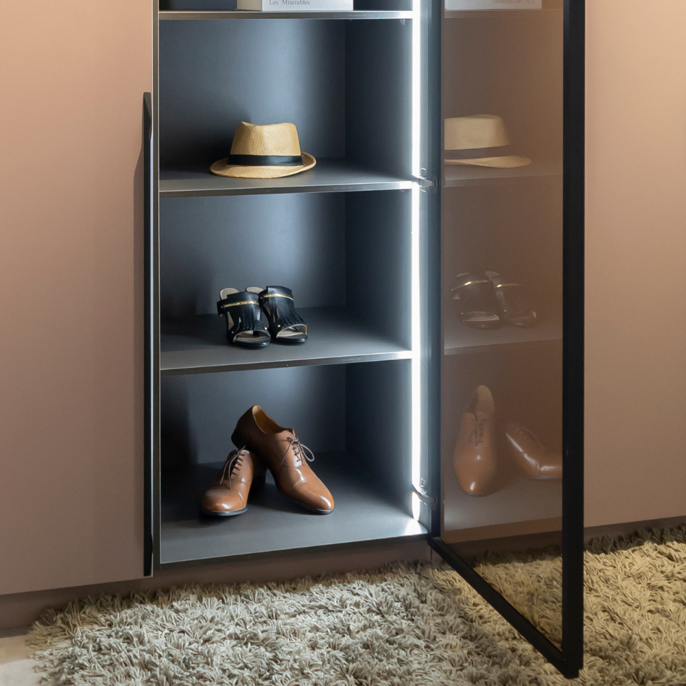 wardrobe2